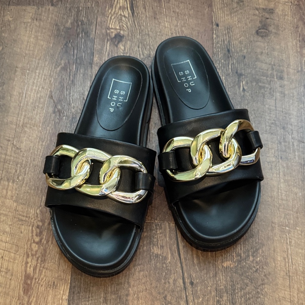 ShuShop Black Slides with Gold Chain Accent